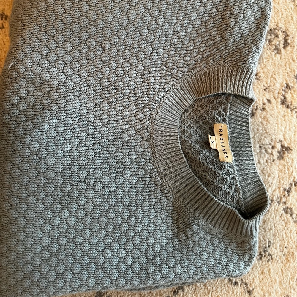 Tradlands jude pullover in surf size small